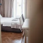 для великої компанї в центрі міста דירה לבוב