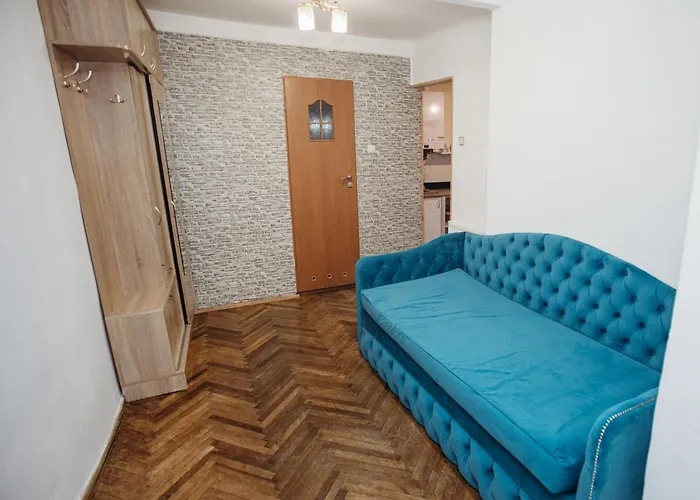 для великої компанї в центрі міста